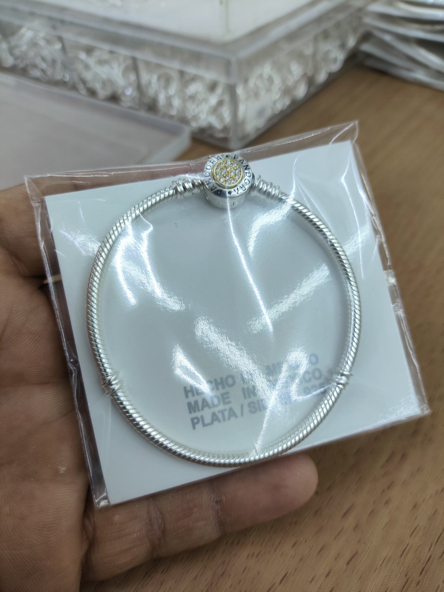 TMPPD013-18 Pulsera Dama Pand Círculo Centro Dorado 18 cm en Plata Fina .925