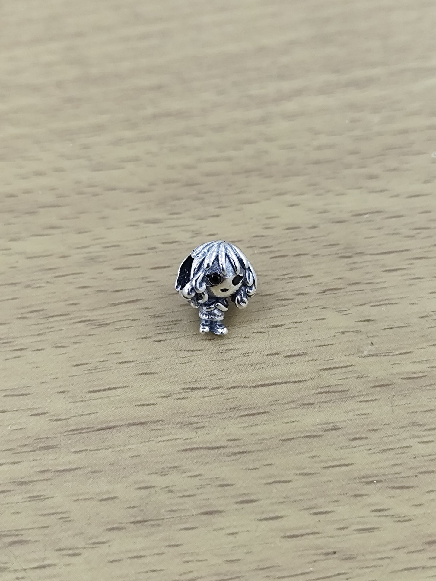 TMPCH048 Dije Charm Pand Harry Potter Hermione en Plata Fina .925