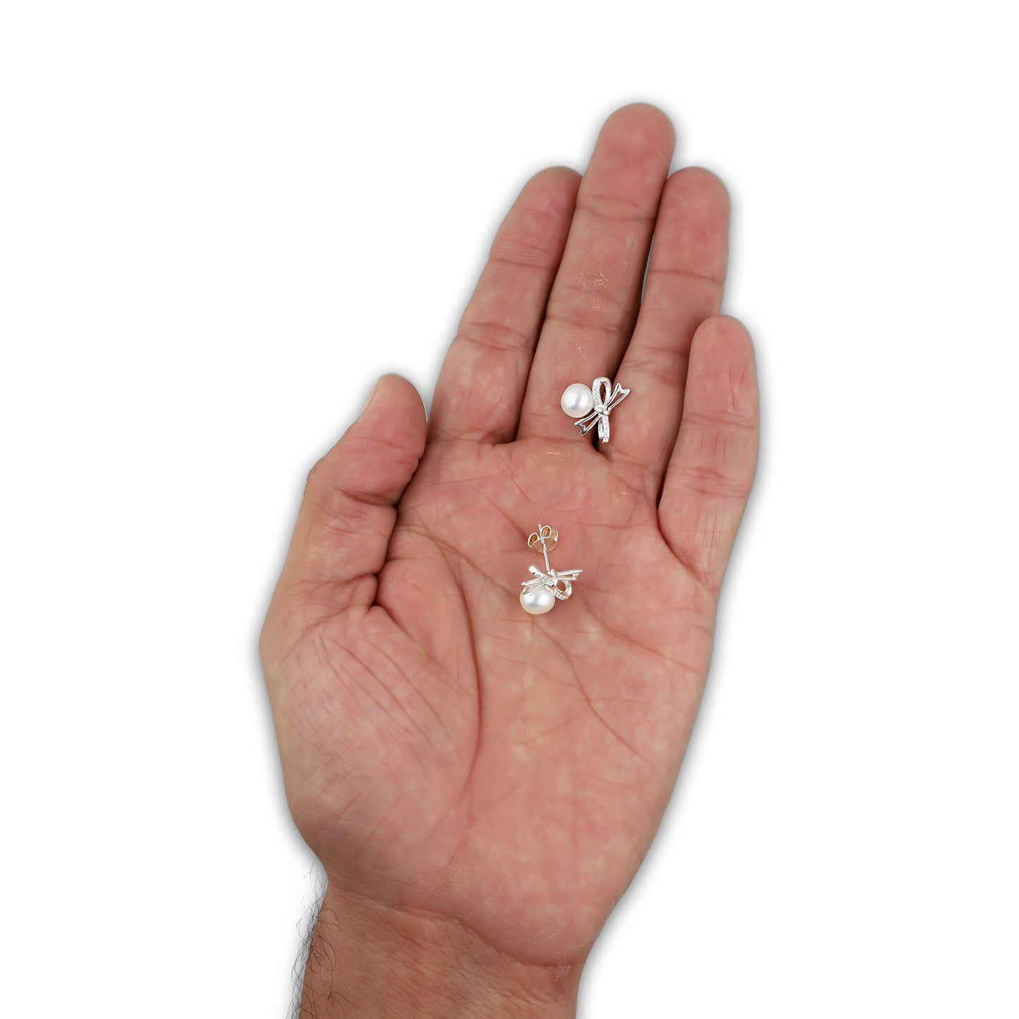 LPAP136 Arete Broquel Perla 6 mm Moñito con Zirconias en Plata .925 Taxco