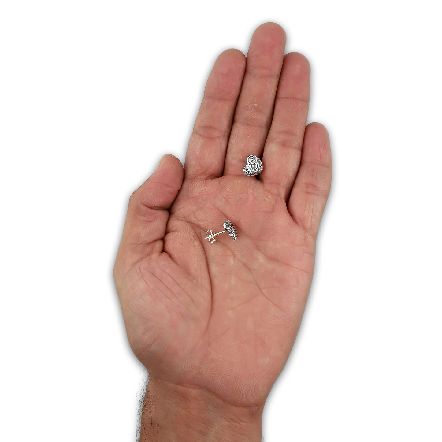 LPAP141 Arete Broquel Corazón Bombeado Ornamentado en Plata .925 Taxco