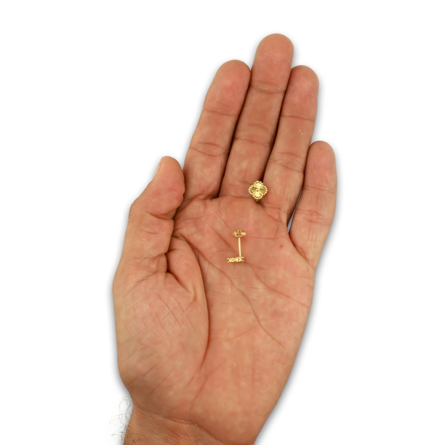 MR14AB018 Arete Broquel Oro Sólido 14K Modelo Trébol 8 mm Dorado Diámetro 1.3 cm