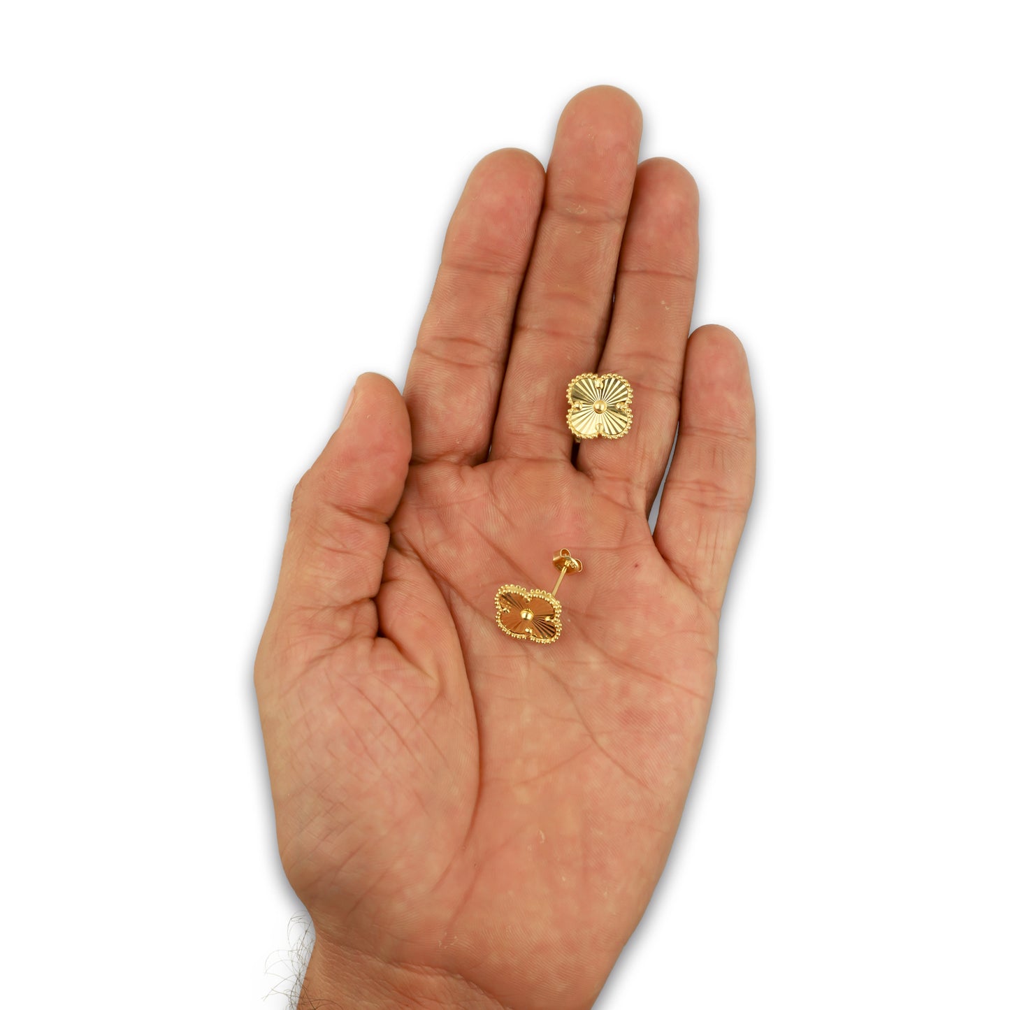 MR14AB019 Arete Broquel Oro Sólido 14K Modelo Trébol 1.4 cm Dorado Diámetro 1.4 cm