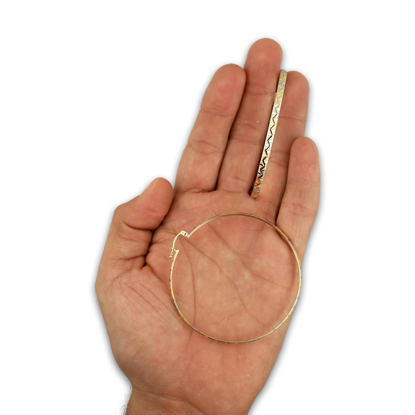 NR14AR009 Arete Arracada Oro Sólido 14K Florentino Diamantado Ancho 3 mm DIámetro 5.7 cm