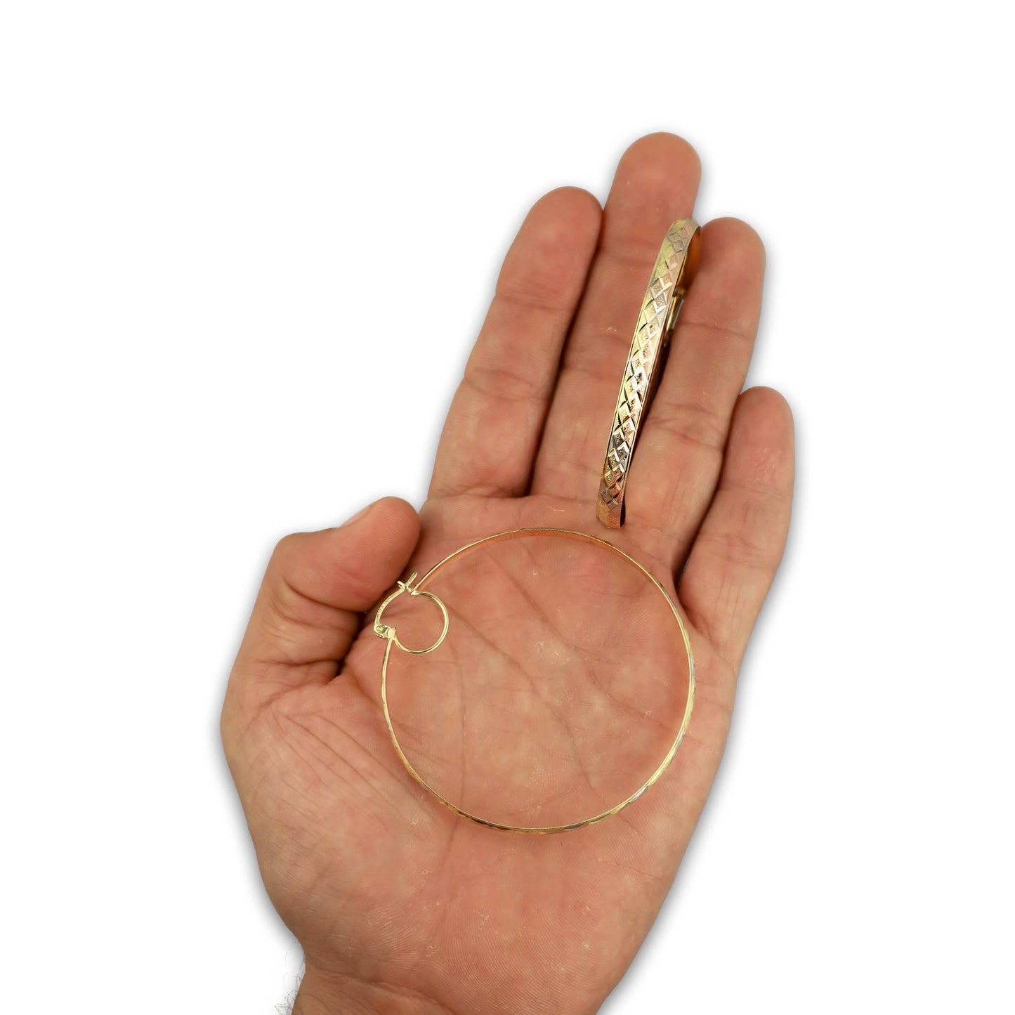 NR14AR017 Arete Arracada Oro Sólido 14K Florentino Diamantado Ancho 4.5 mm DIámetro 5.8 cm