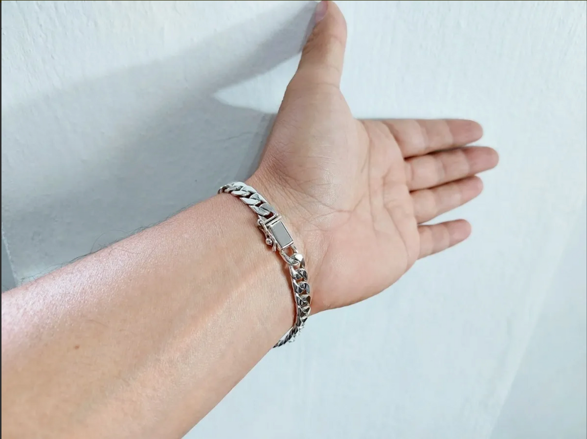 LPPC117-21P Pulsera Personalizada Mod Cubana 7 mm x 21 cm en Plata Ley .925