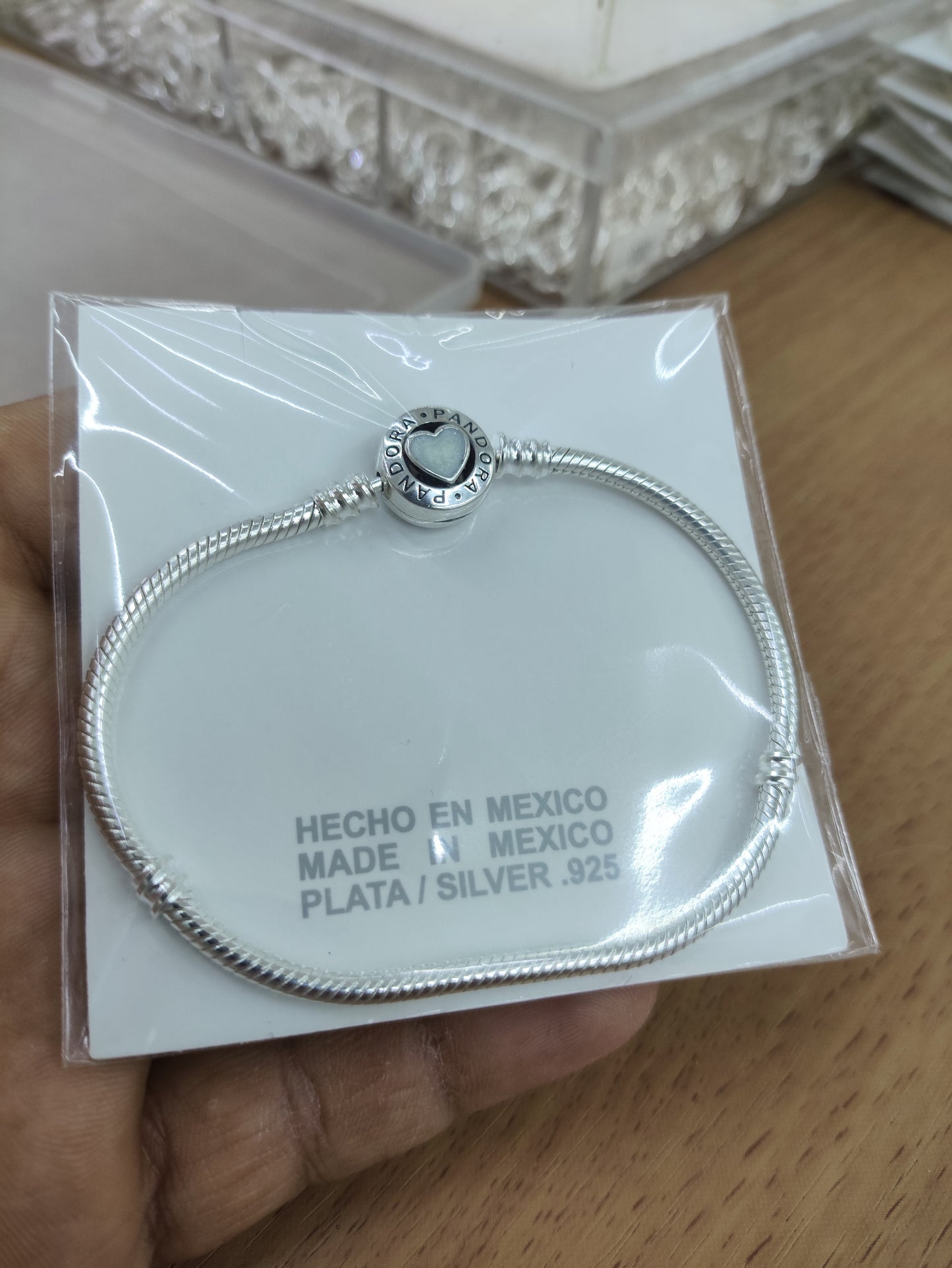 TMPPD011-19 Pulsera Dama Pand Corazón Centro Blanco 19 cm en Plata Fina .925