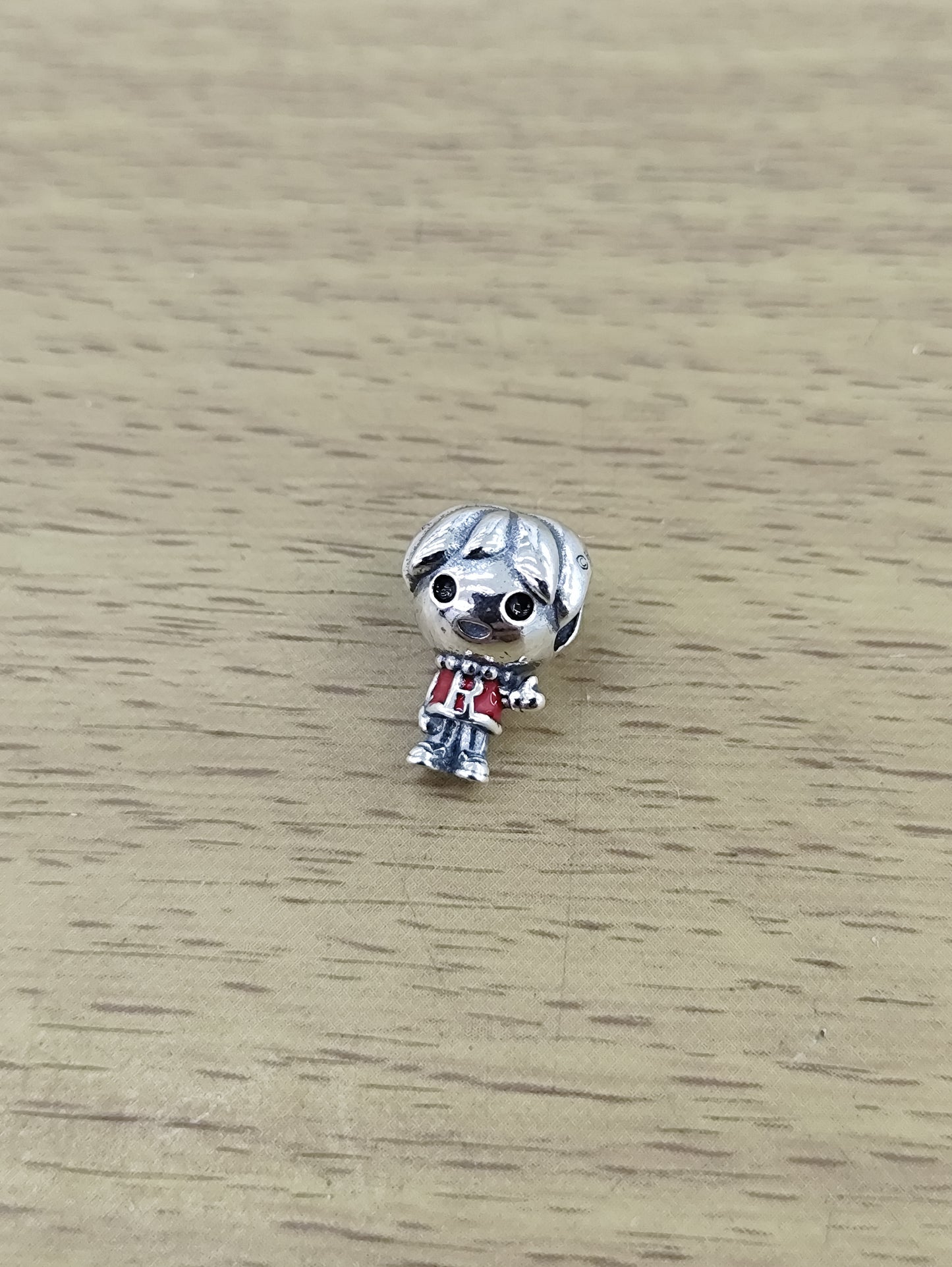 TMPCH047 Dije Charm Pand Harry Potter Ron Weasley en Plata Fina .925