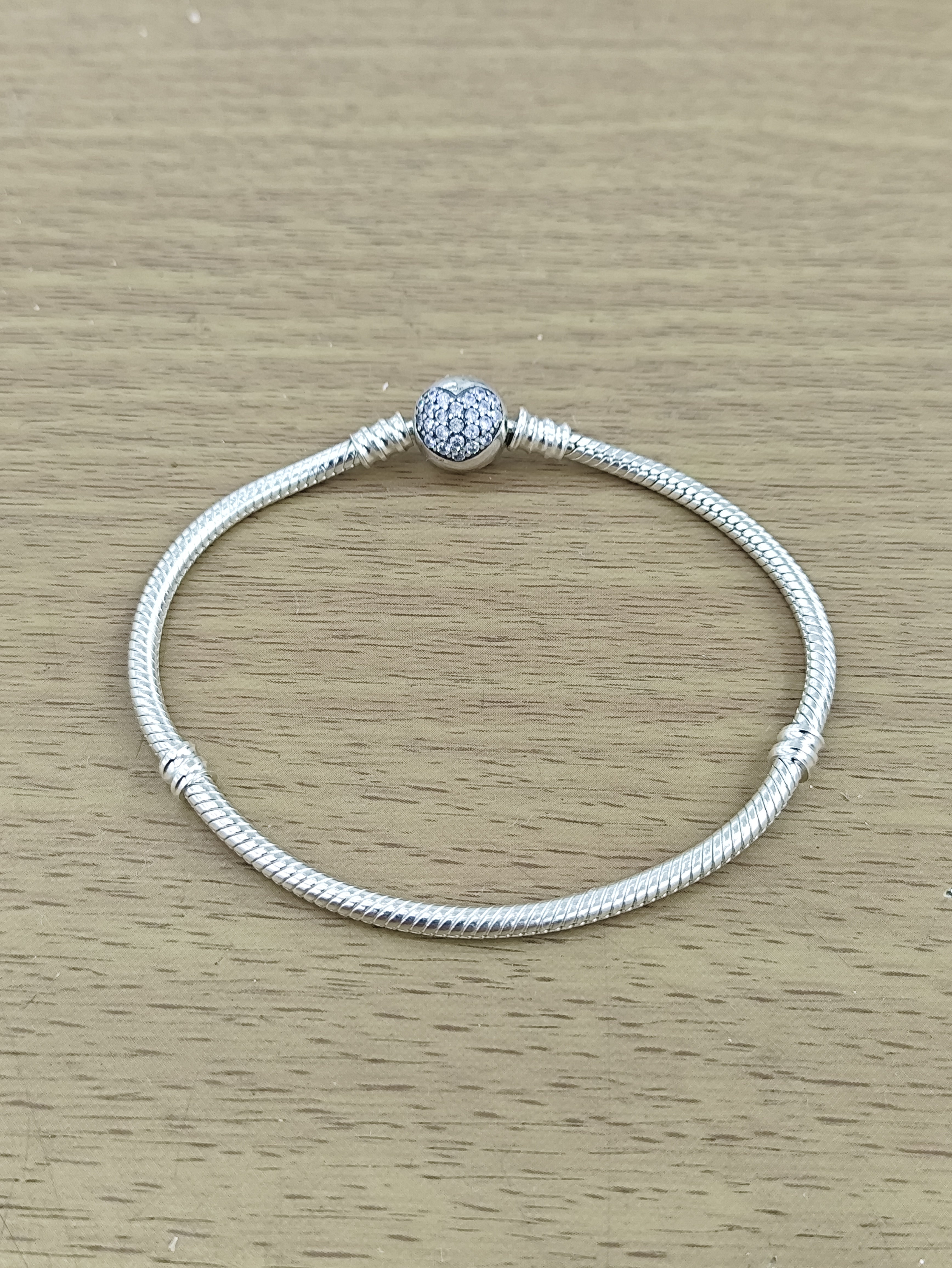 TMPPD027-17 Pulsera Dama Pand Círculo con Corazón Zirconias 17 cm en Plata Fina .925