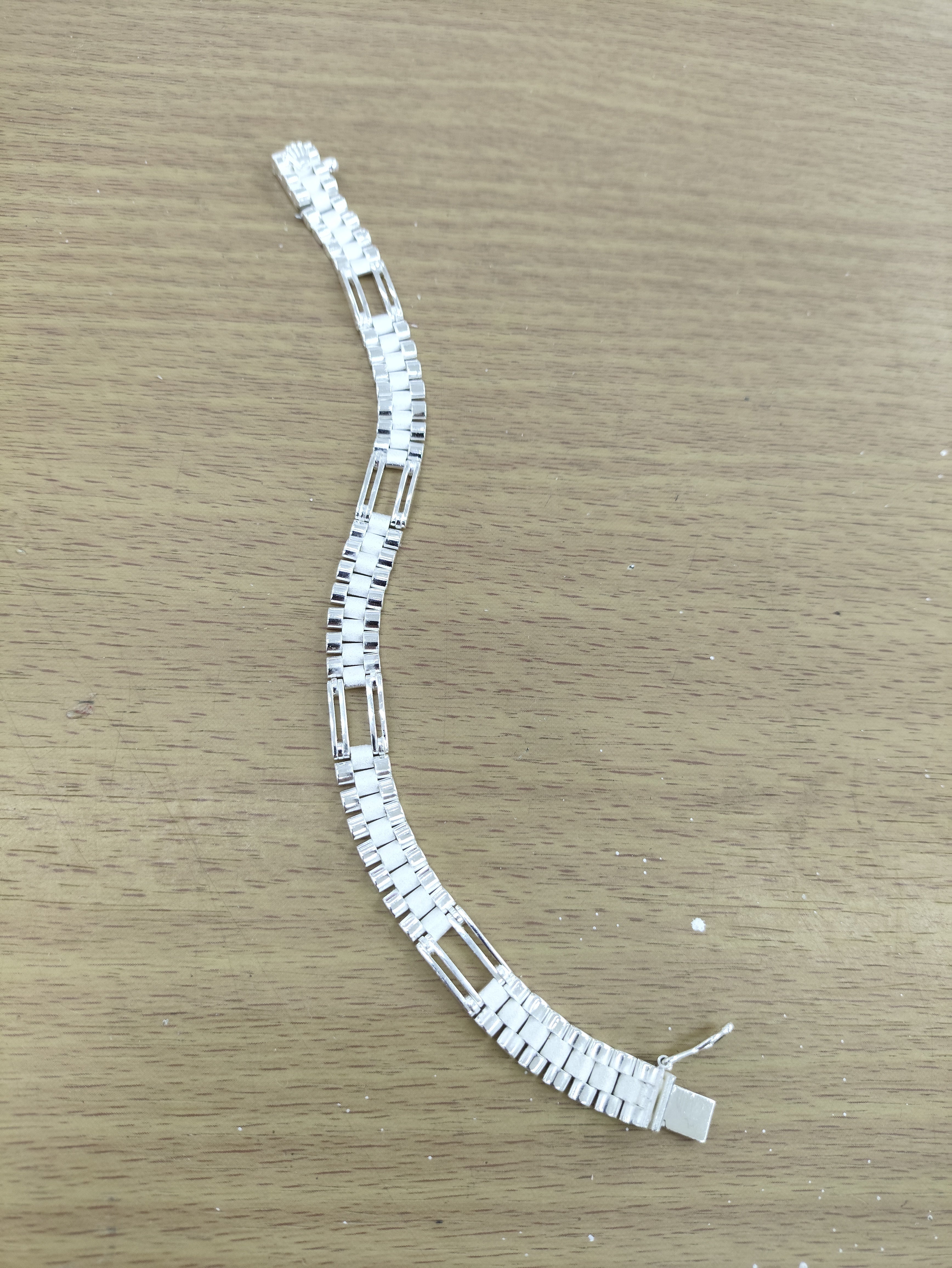 TMPPC003-19 Pulsera Caballero Modelo Rlx 4 Eslabones Largos 8 mm de Ancho x 19 cm de Largo en Plata Fina .925