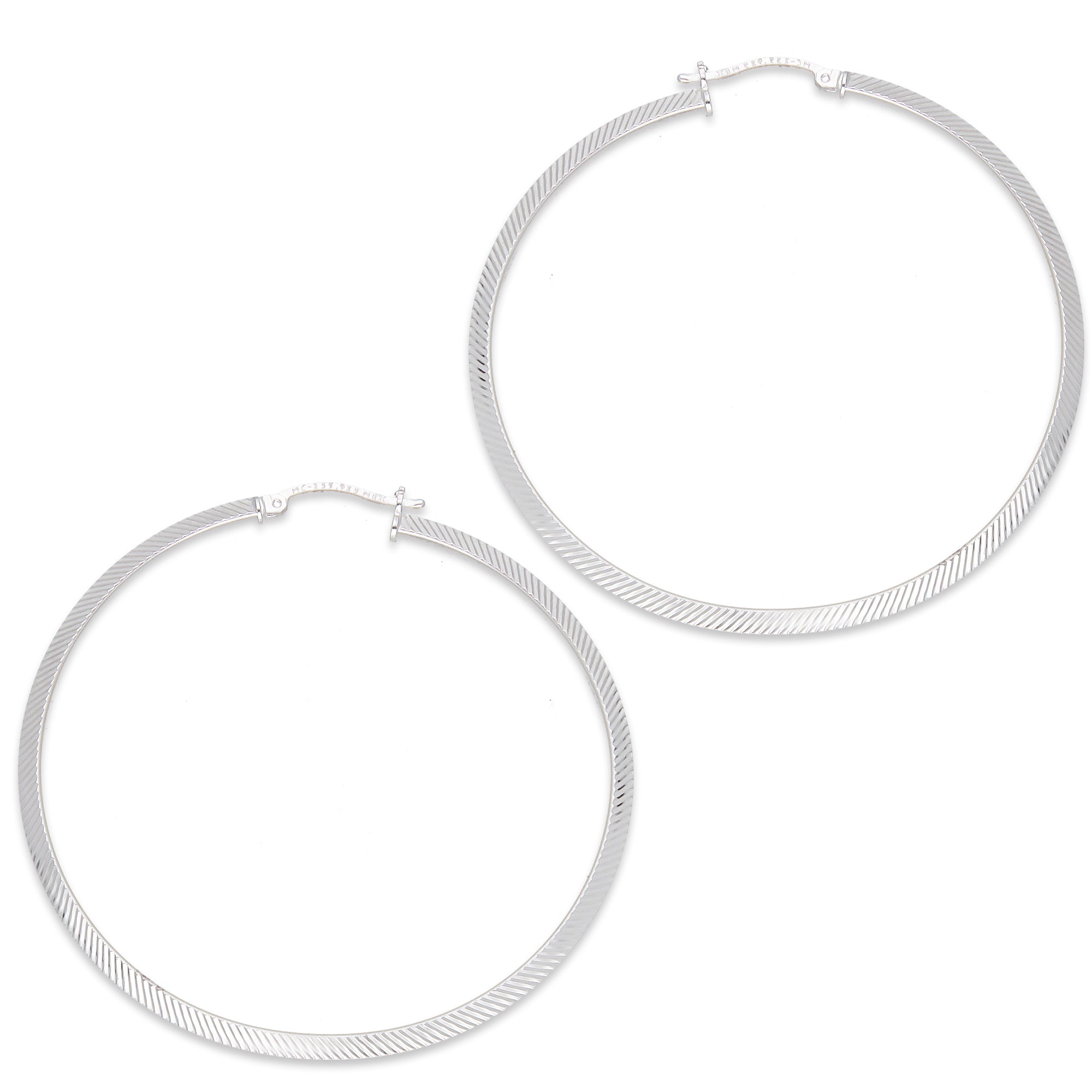 LPADI040 Arracada Diamantada Tubo Grueso Triangular Radial 3 mm 6 cm de Diámetro en Plata .925 5385002202