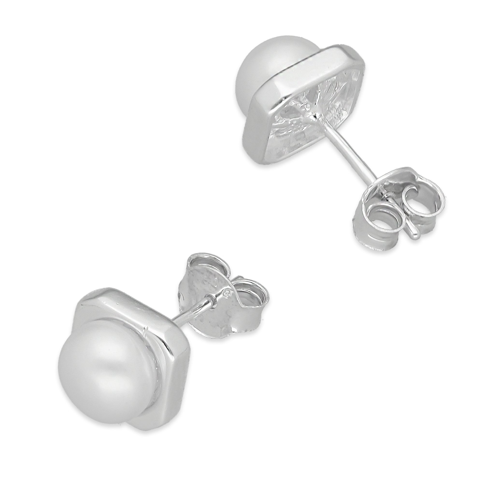 LPAP132 Arete Broquel Perla 6 mm Bisel Liso Cuadrado en Plata .925 Taxco