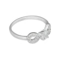 TMPAD008 Anillo de Infinito con Zirconia al Centro en Plata Fina.925