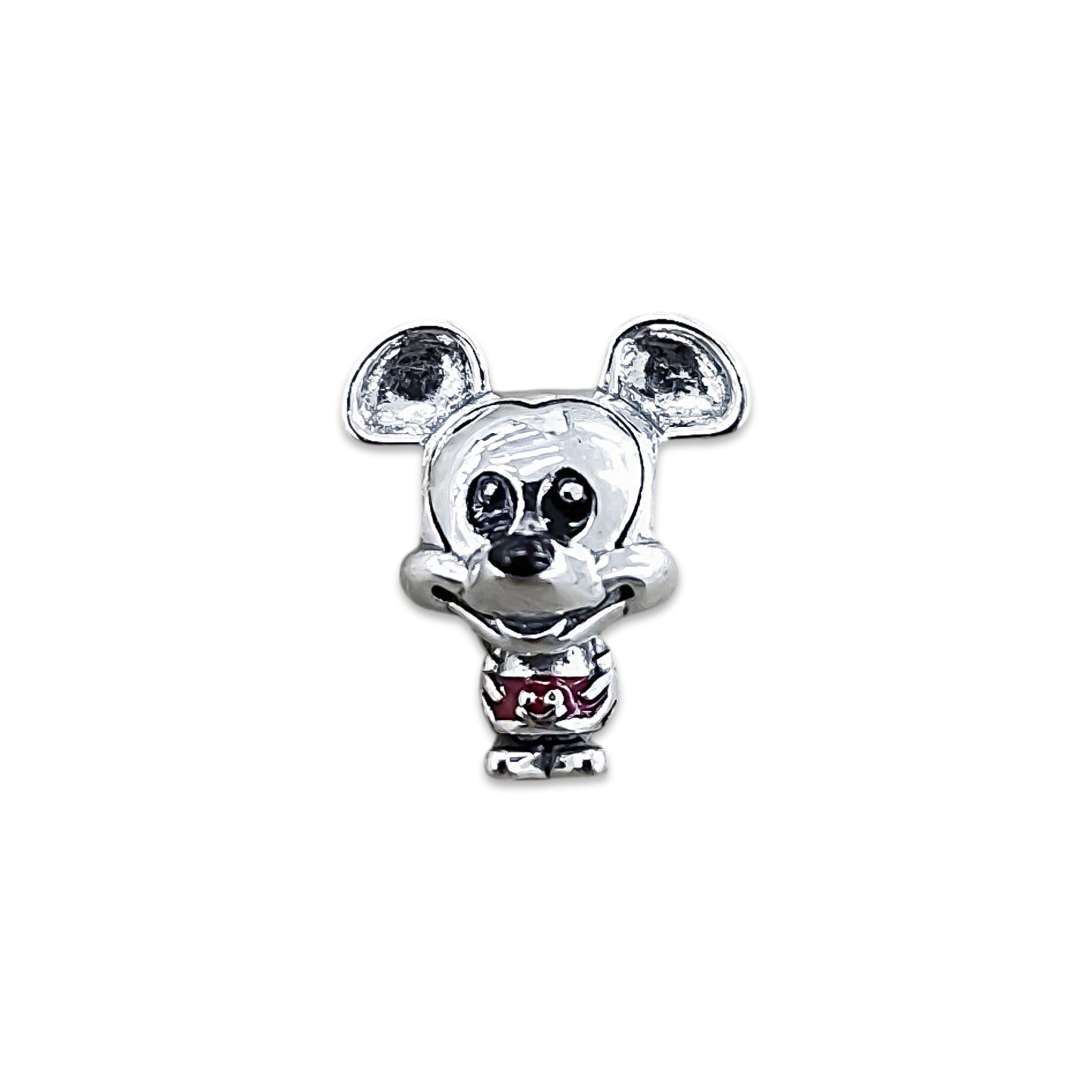 TMPCH036 Dije Charm Pand Mickey Short Rojo en Plata Fina .925